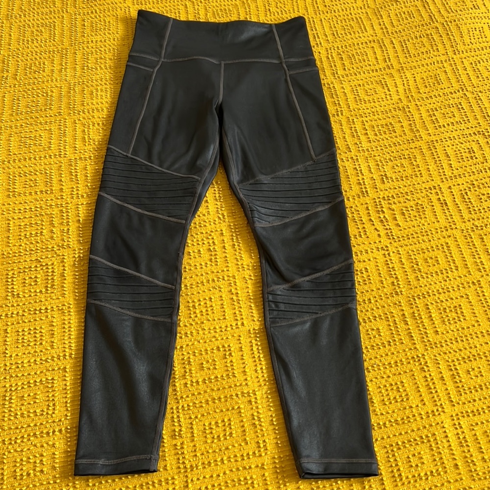 Athleta Inclination Moto Tight Leggings - shiny silvery gray color- Size Small